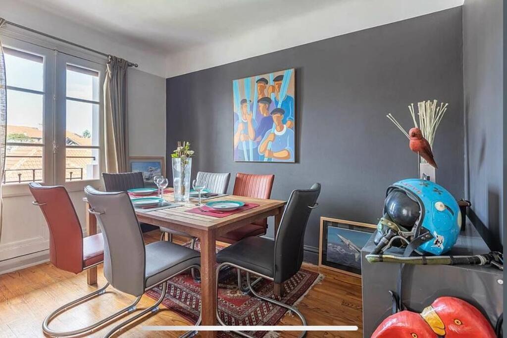 Exceptionnel 3 Pieces Art Deco En Dernier Etage Avec Garage Prive Centre Biarritz 아파트 외부 사진